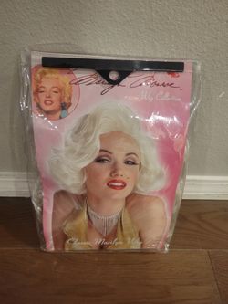 Classic Marilyn Wig
