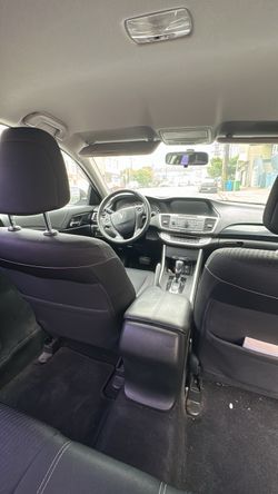 Honda Accord Interior – Used Condition