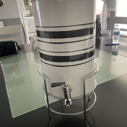 Hearth And Hand  Jug/ Dispenser 