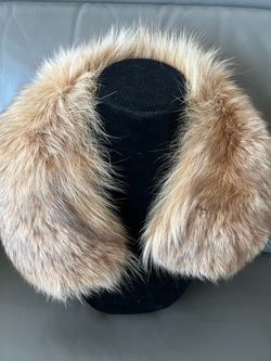 VTG Fur sweater/ jacket collar