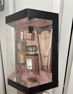 Victoria Secret Gift Set.  New