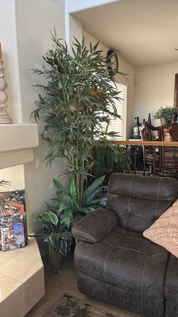 Artificial plants and trees