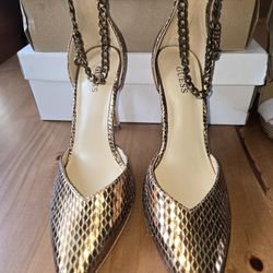 Guess Heels Size 6.5M