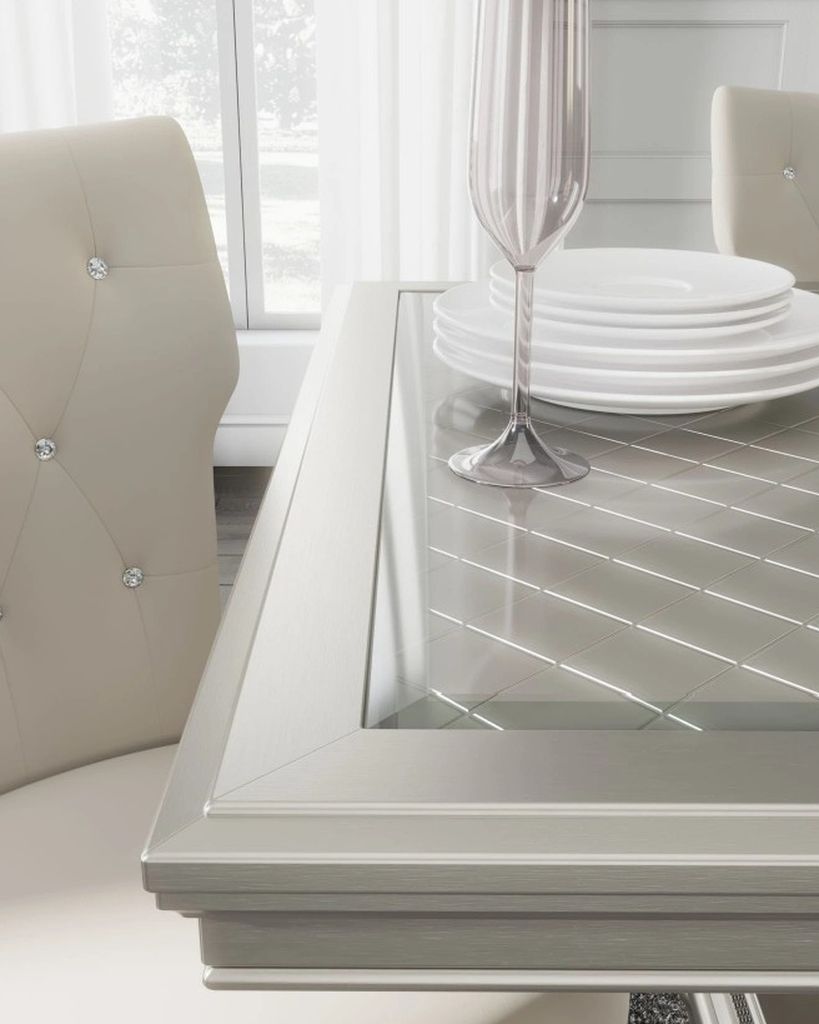 Chevanna Dining Table