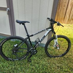 KHS 650