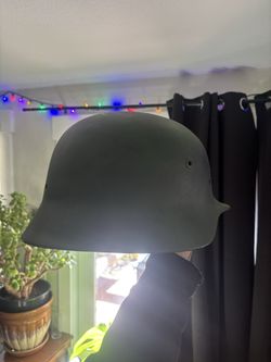 Genuine WW2 German M40 helmet