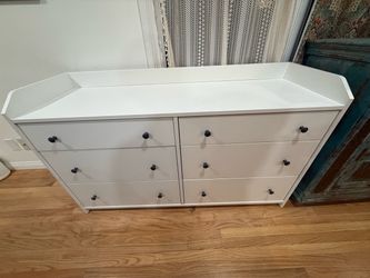 White 6-Drawer Dresser with Changing Topper