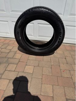 Tire 275/60R20