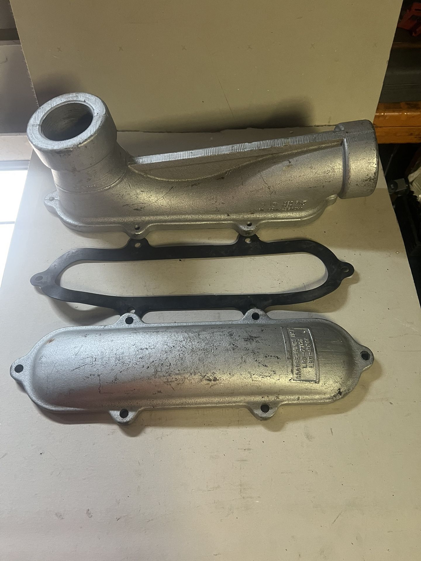 Crouse - Hinds USA LBD- 7700 , LBD-8800 , 2-1/2”