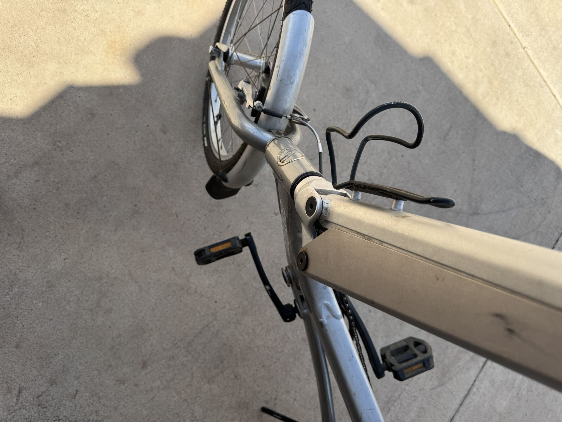 Giant 8 Speed Upright Bike