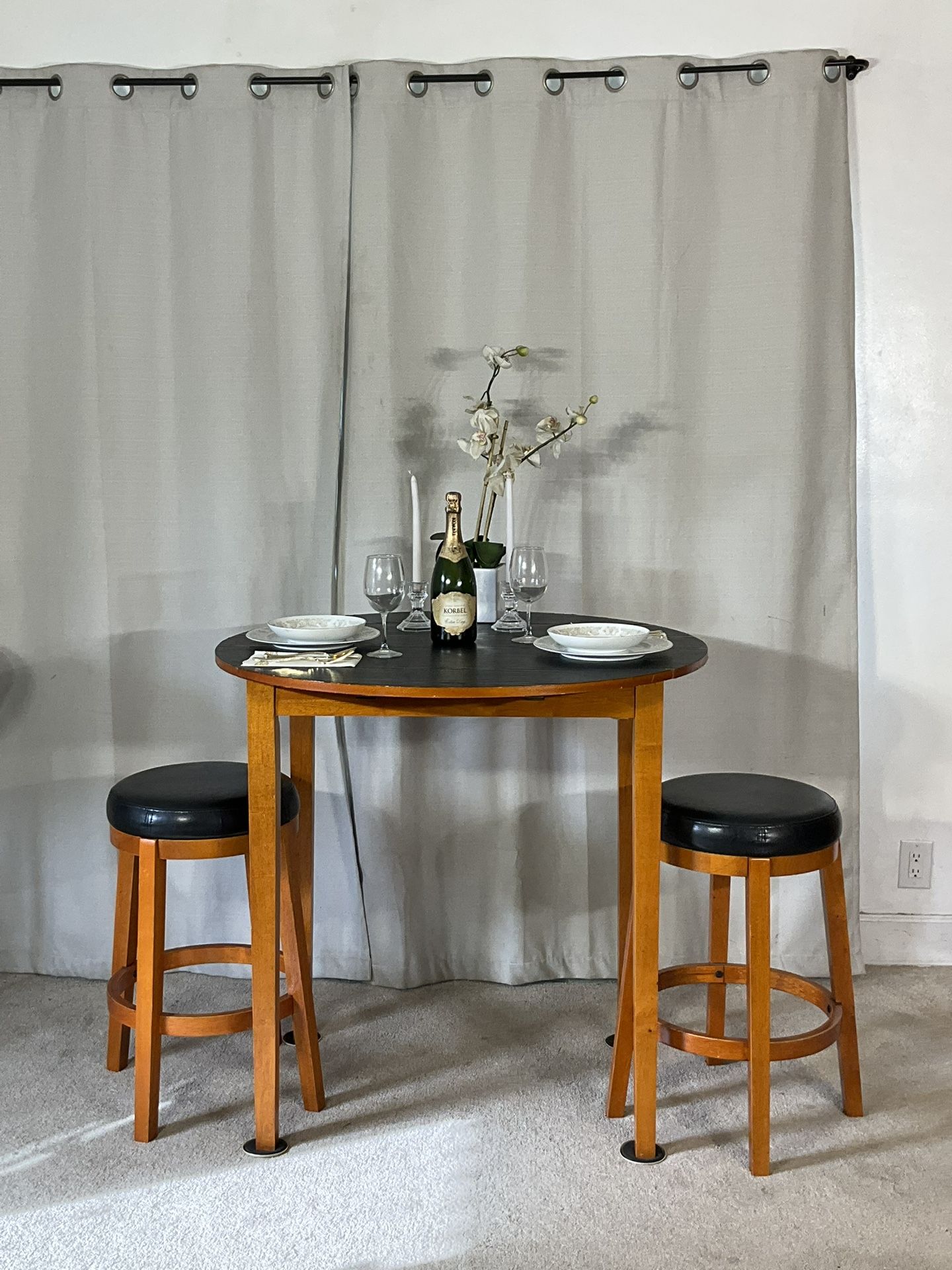 3 Piece Pub Drop Leaf Table With 2 Stools SPACE SAVER!