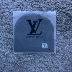 Louis Vuitton Petit Damier Beanie Black