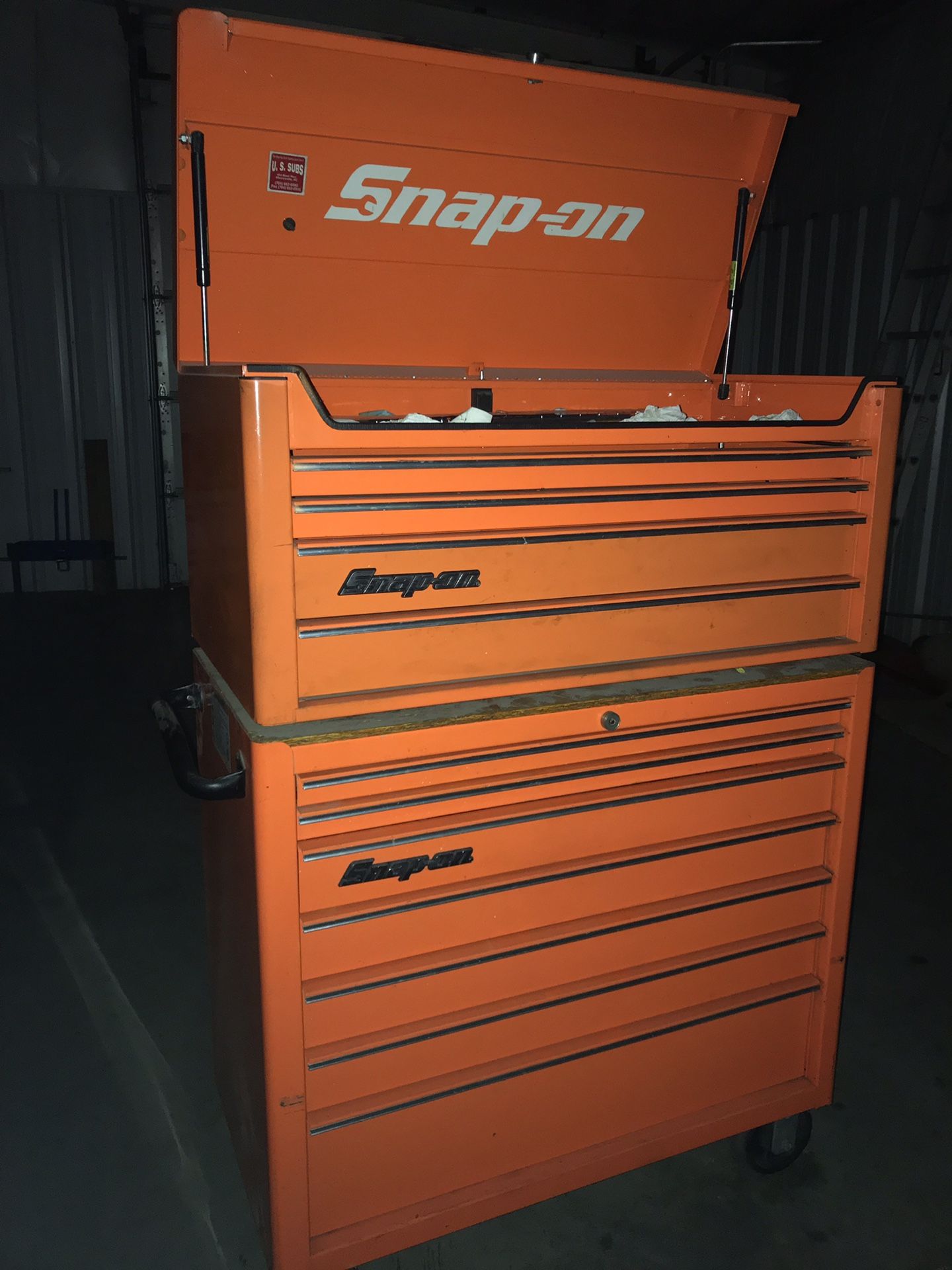 Snap on top and bottom tool box for Sale in Mooresville, NC OfferUp