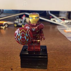Lego Compatible Iron Man With Shield 