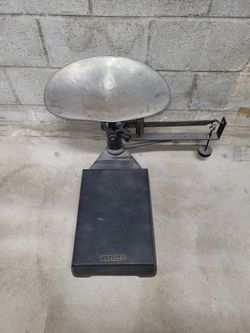 Antique DETECTO Scale