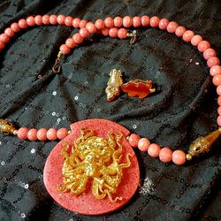 Vintage Pendent necklace and earrings