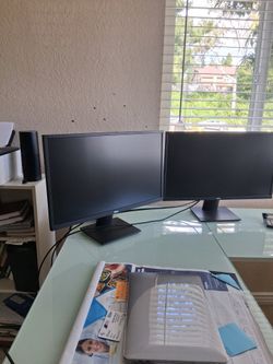 Two Dell Monitors For 55.00 With Hdmi Cables