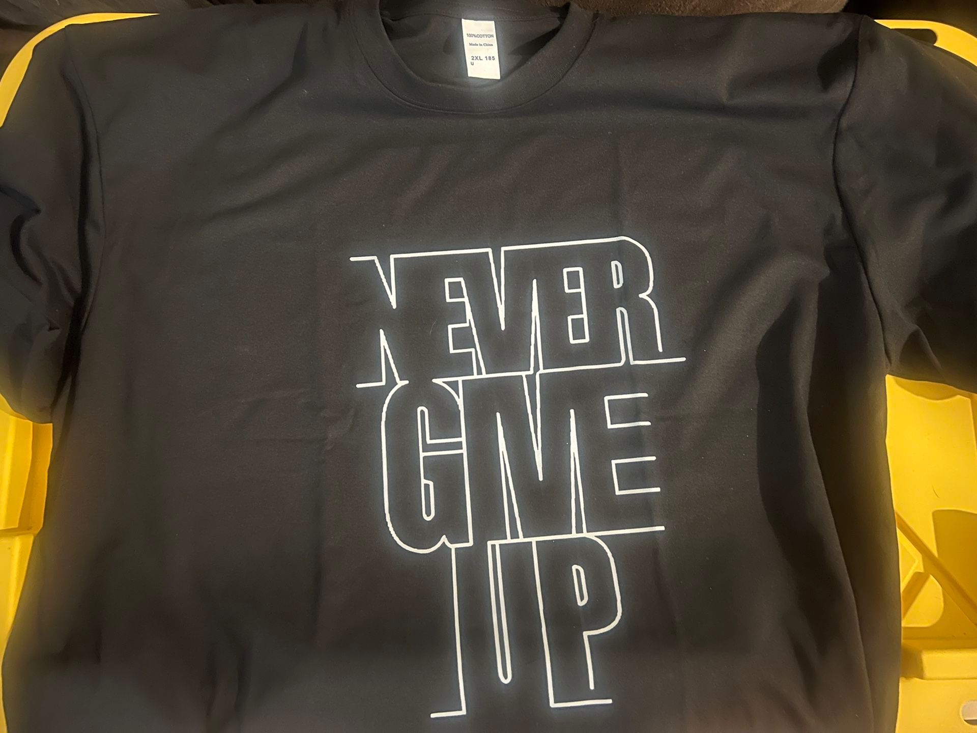 Black T Shirt NEVER GIVE UP