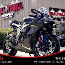 2021 Kawasaki Ninja ZX-10R 