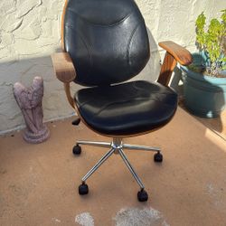 Wood And Leather Office Chair 