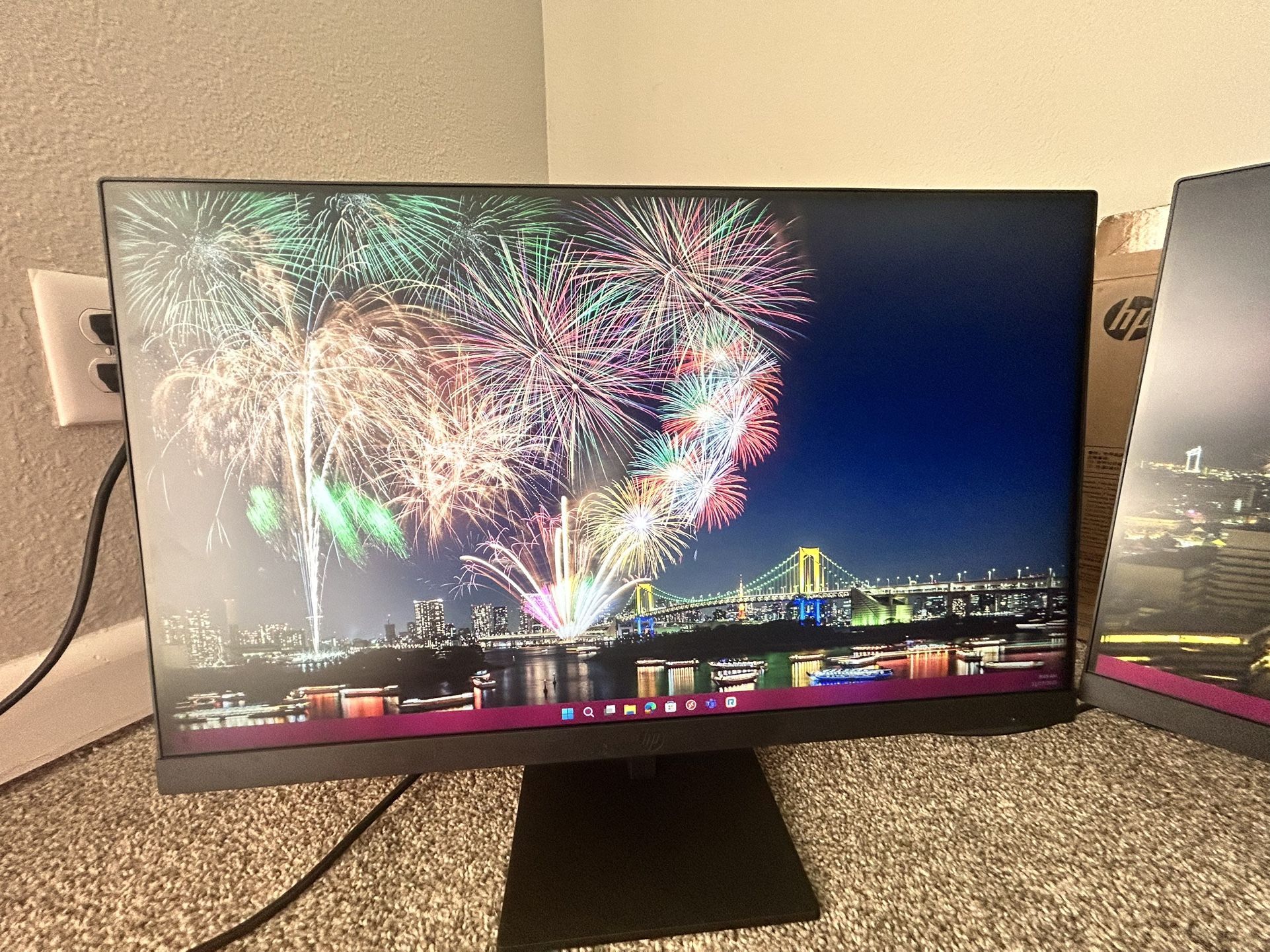 2 HP MONITORS - $80 / 1 HP MONITOR - $40