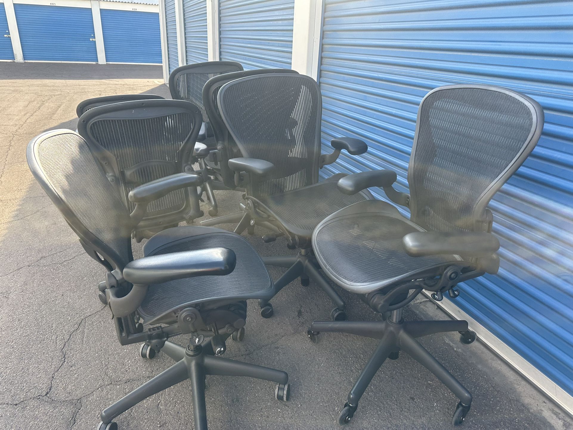 Herman Miller Aeron A / B / C Office Chair Like New Fully Loaded With Back Support 
