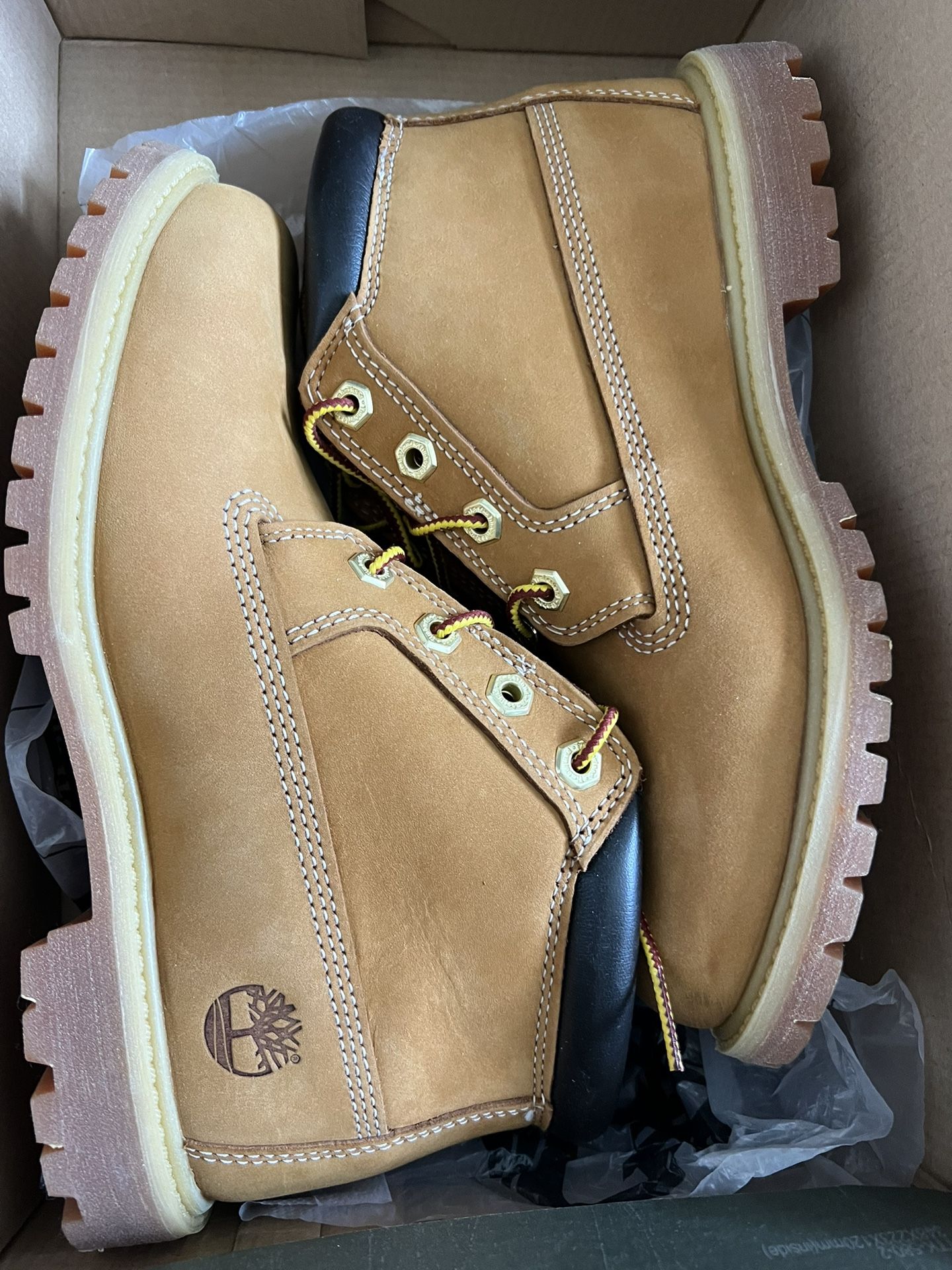 Timberlands Boots Women’s Size 8