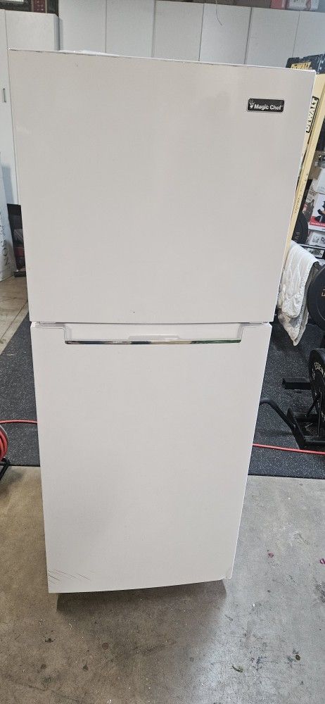 Refrigerator Usado