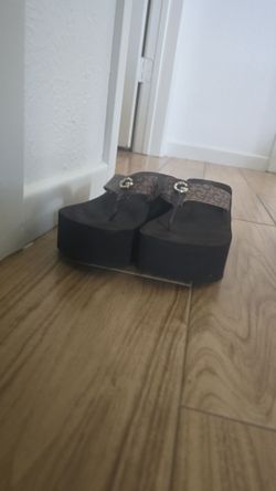 GBG Sandals