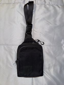 BÉIS sport sling bag