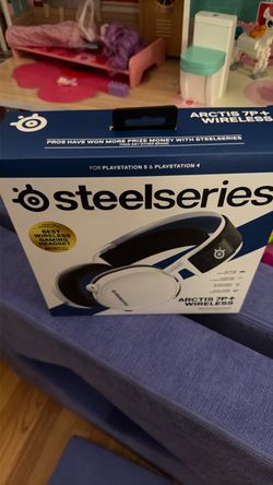 Arctis 7p+ wireless gaming headset