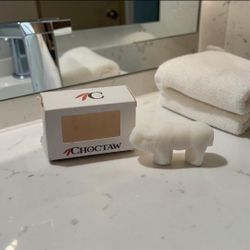Choctaw Casino Resort Face & Body Soap 50g Buffalo Shape Paraben-Free New Box The Choctaw Casino Resort Face & Body Soap is a 50g bar shaped like a bu