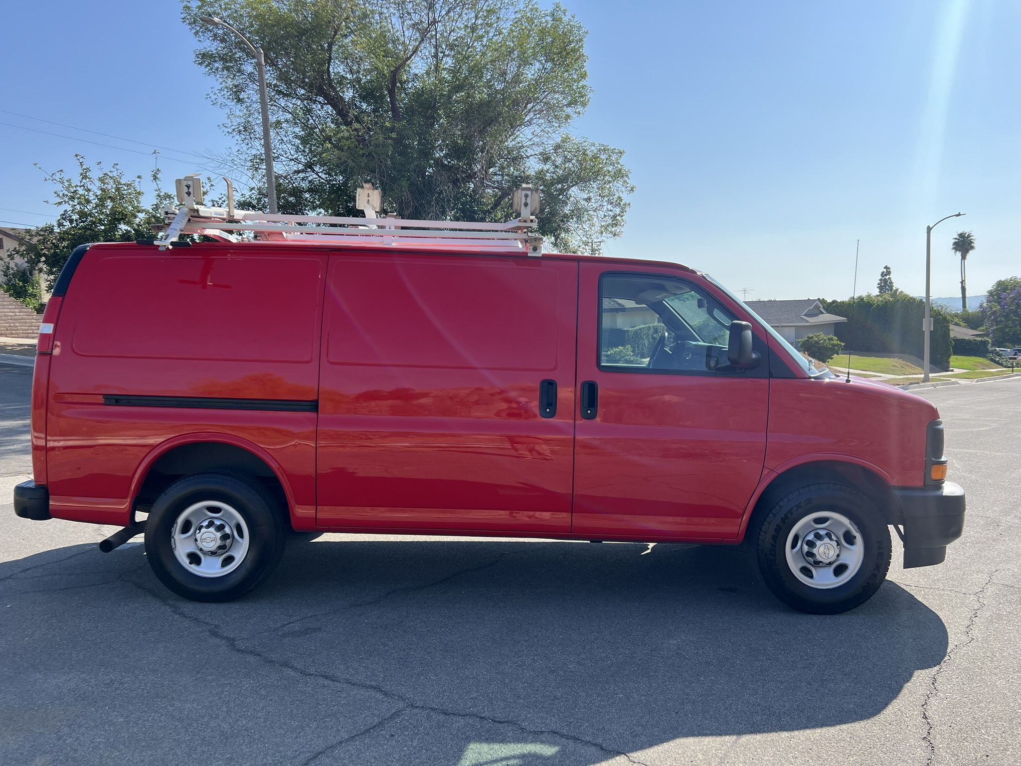 2017 Chevy Xpress van