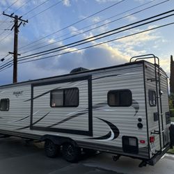 2017 Keystone Hideout