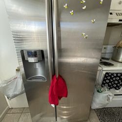 Samsung Refrigerator 