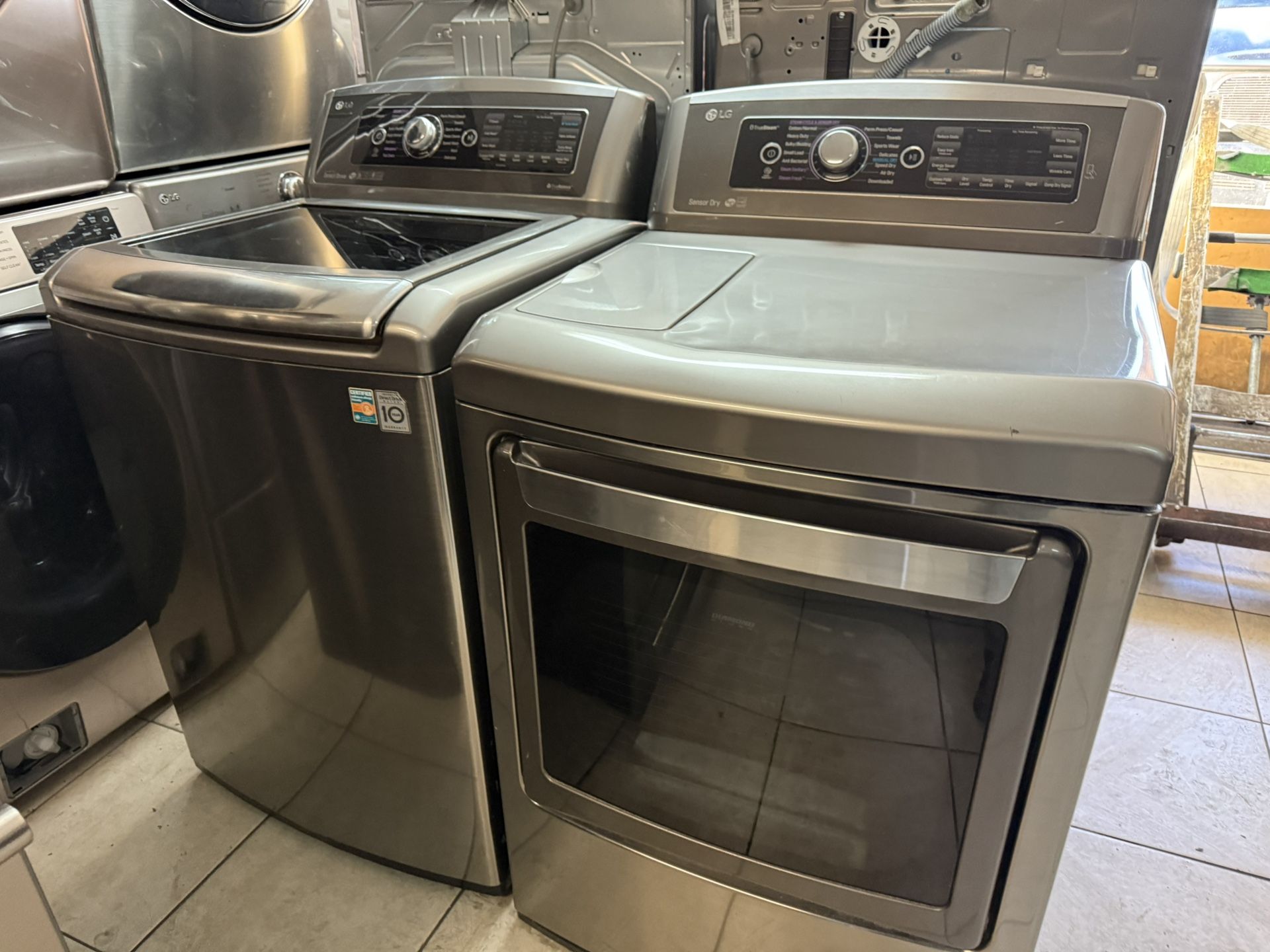 Lg Washer And Gas Dryer Set