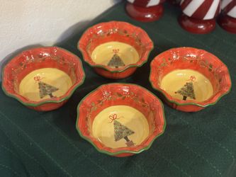 Set of 4 Xmas Bowls