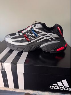 Adidas ADISTAR Xlg Limited Edition - size 10.5
