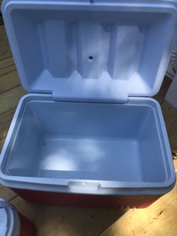 Rubbermaid cooler