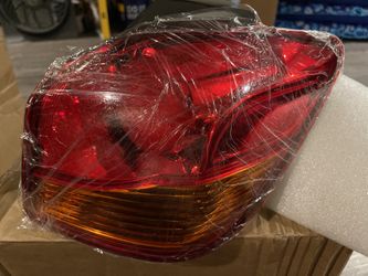 2011-19 Mitsubishi outlander sport asx right tail light.