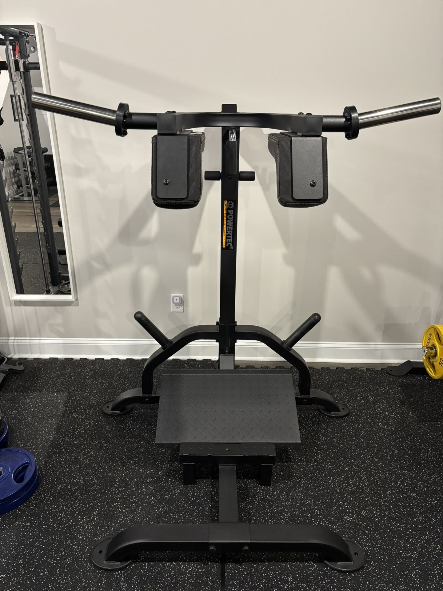 Powertec Squat/Calf Machine