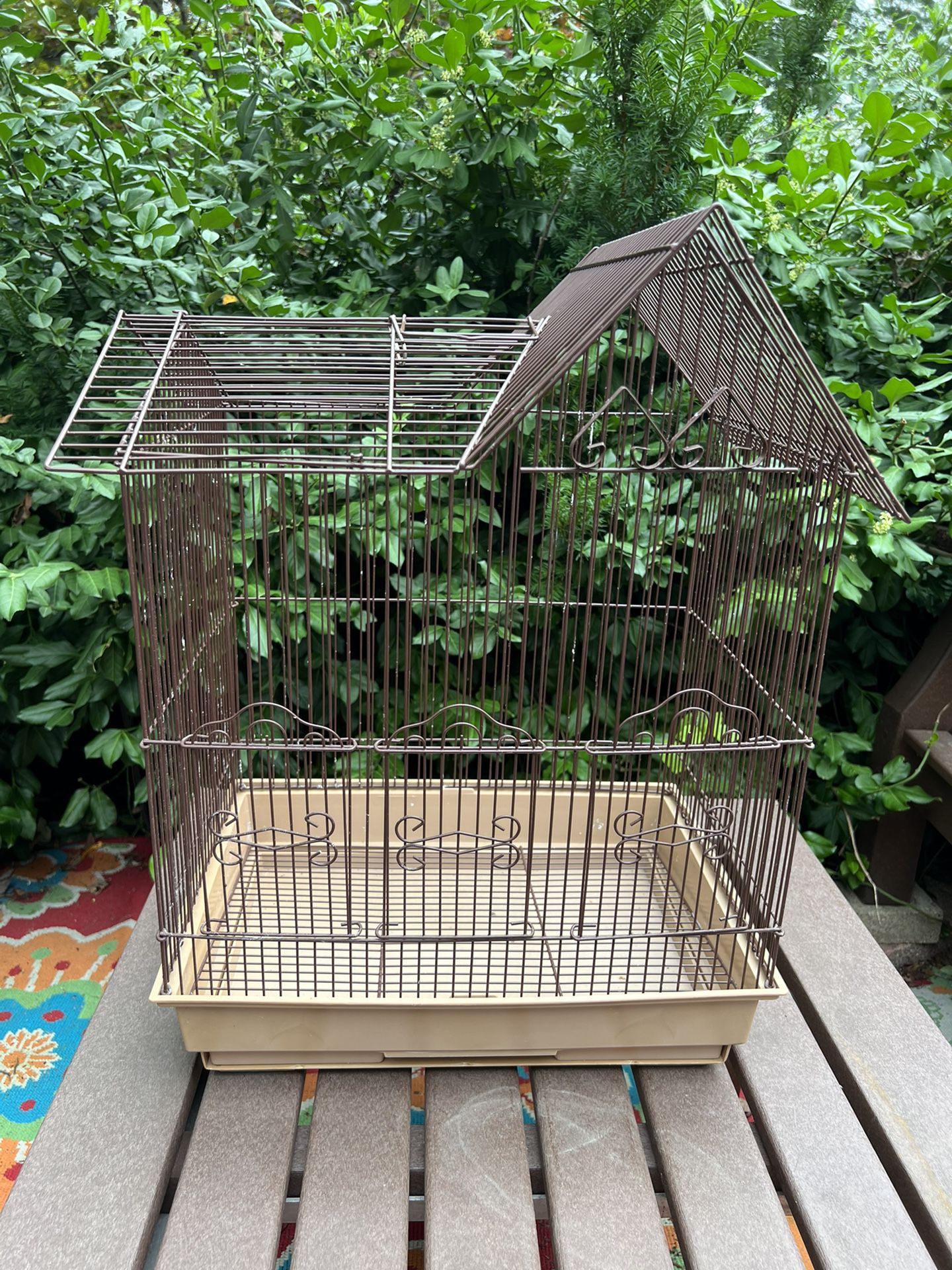 Beautiful Earthy Brown Pet Bird Cage