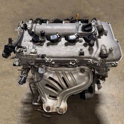 JDM Toyota Corolla engine 1.8L 2ZR-FE VVTi with 65k miles 2017