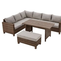 Outdoor Patio Set With Cushions NEW 