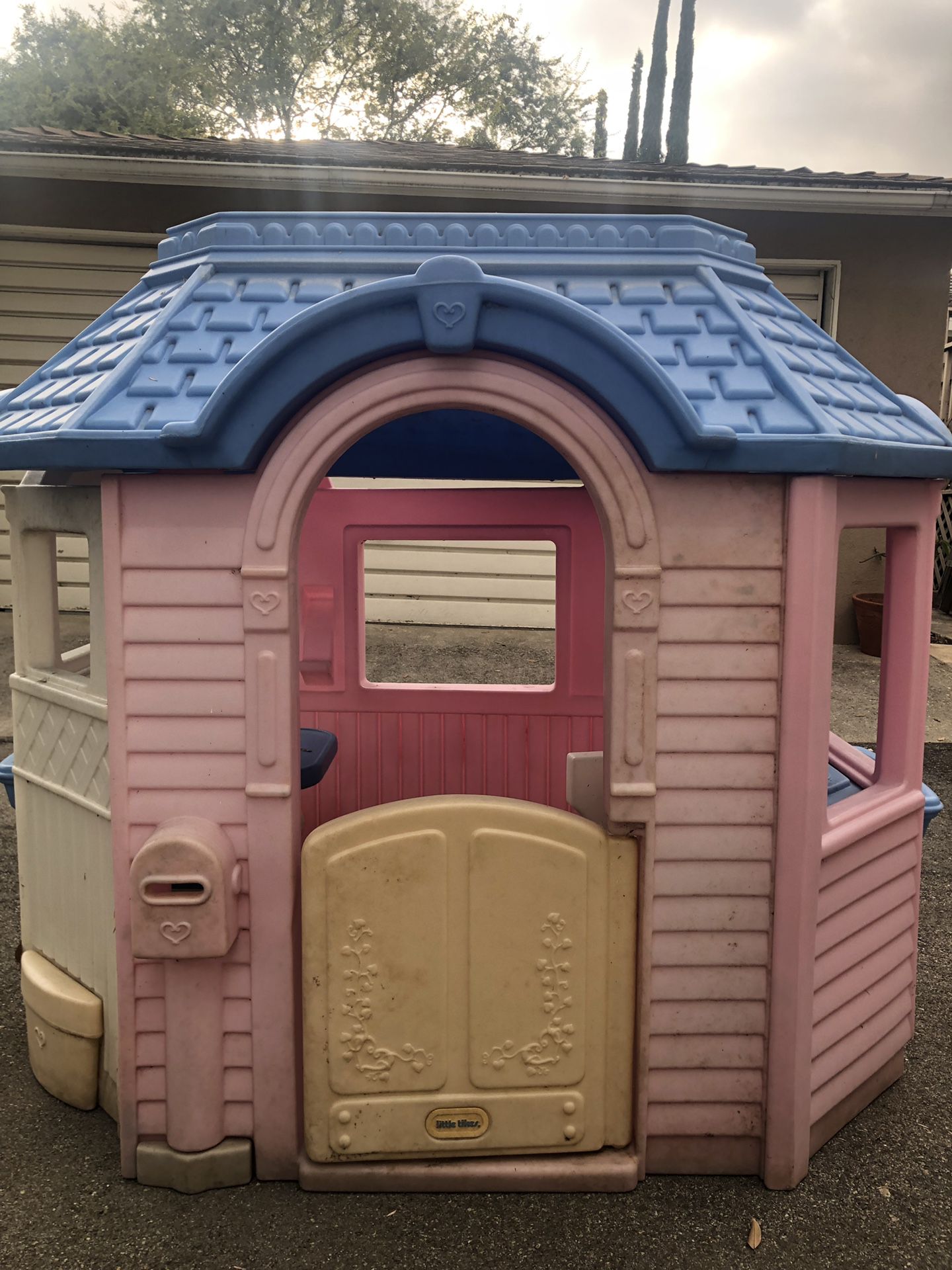 Little Tikes Play Cottage