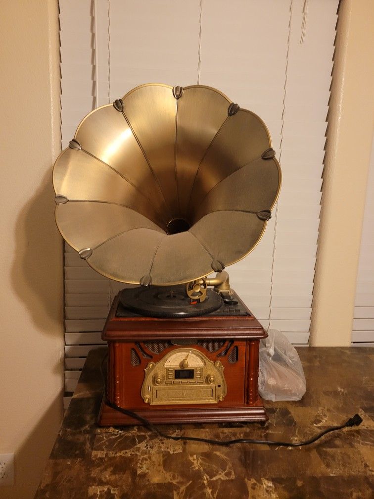 Old Fashioned Phonograph Record Player