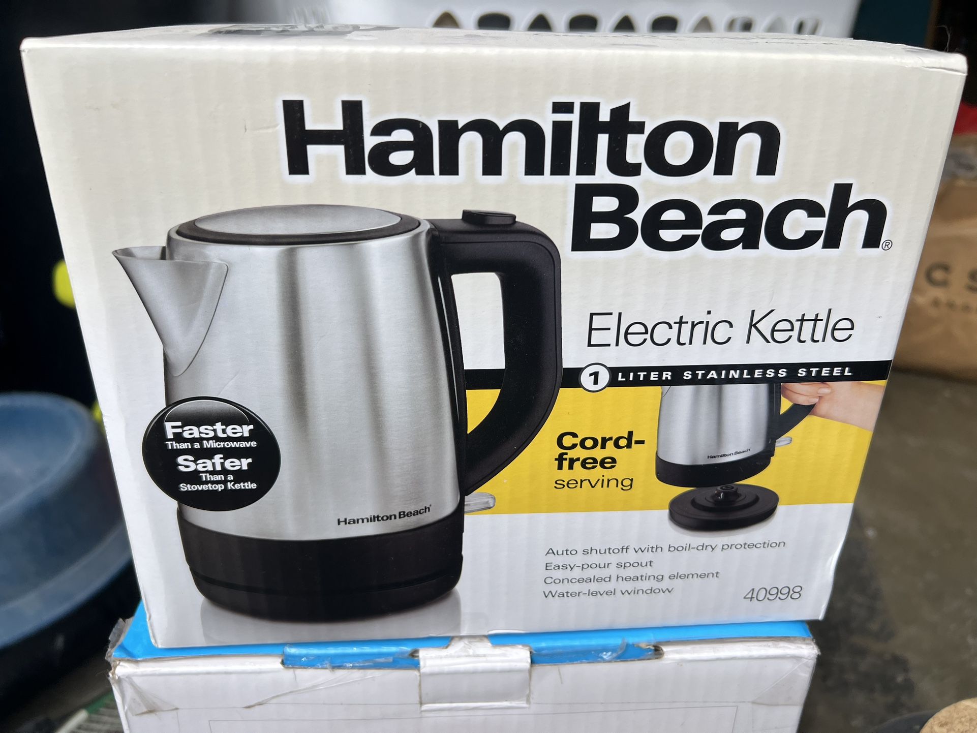 Hamilton Electric Kettle