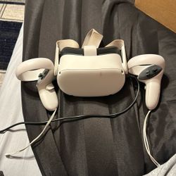 Oculus White And Back Bone White Together 