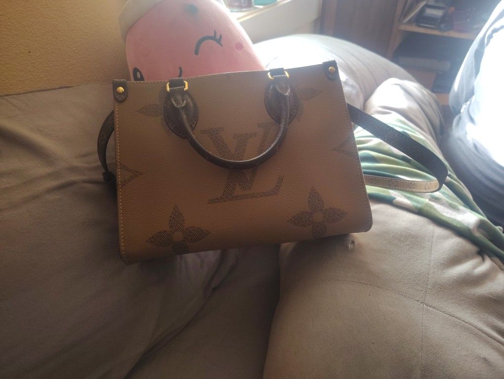 Louis Vuitton Bag