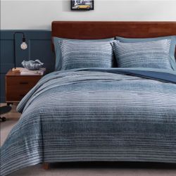 Lake Blue Bedding Set 7 Pieces for Boys Girls Teen, All Season Bed in a Bag for Dorm with Sheets, Pillowcases & Shams